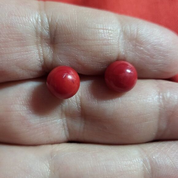 Natural Red Agate Gemstone Round Bead Ball Stud Earrings - Picture 2 of 5